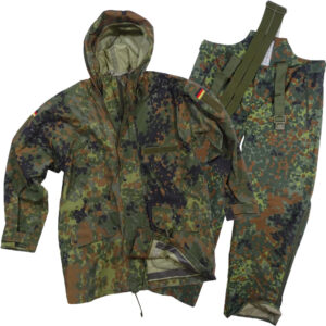 Original Bundeswehr Gore-Tex Nässeschutz Anzug Flecktarn